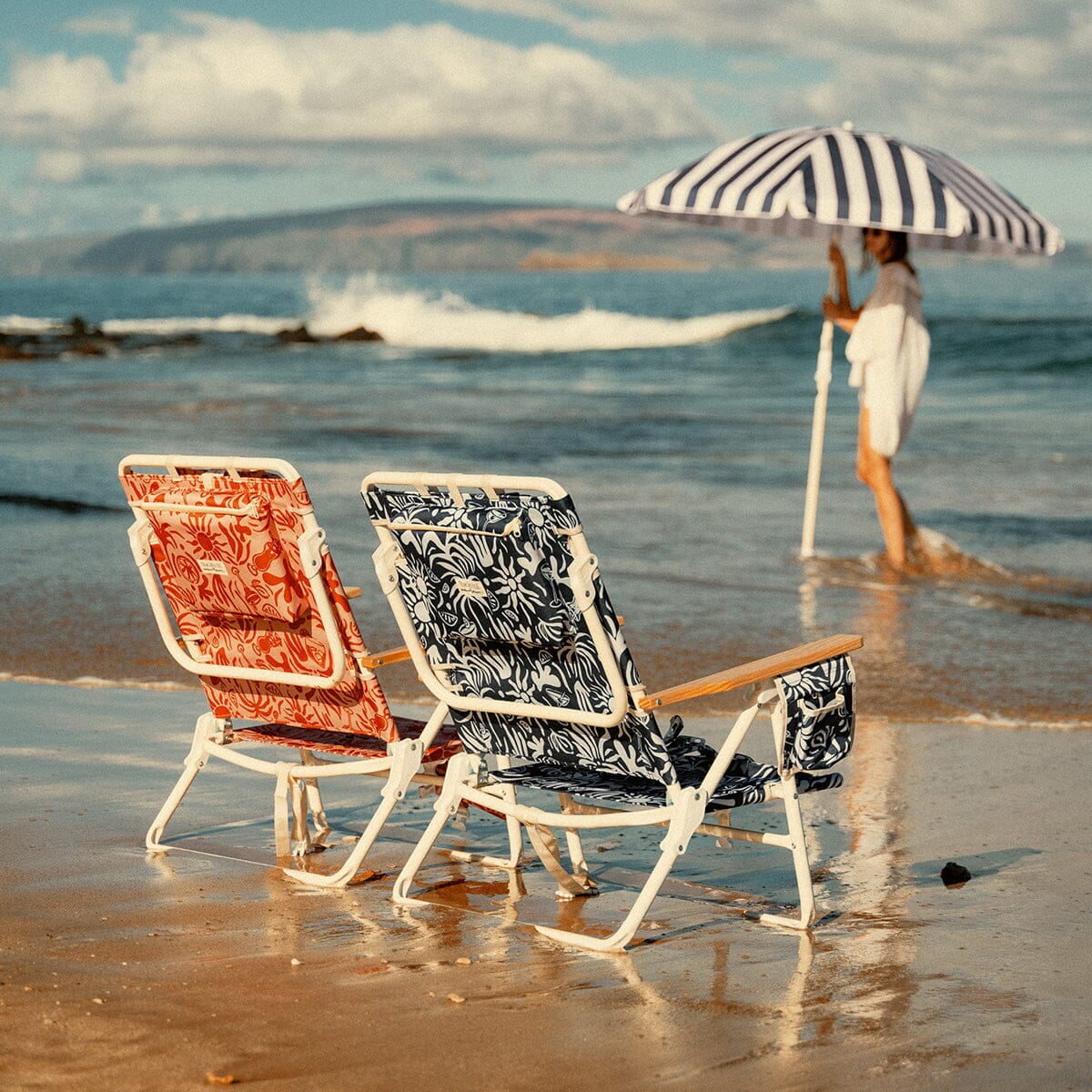 The Mañana Chair - Continental Drifter Tiki Mañana Beach Chair Margaritaville by B&P Co. 