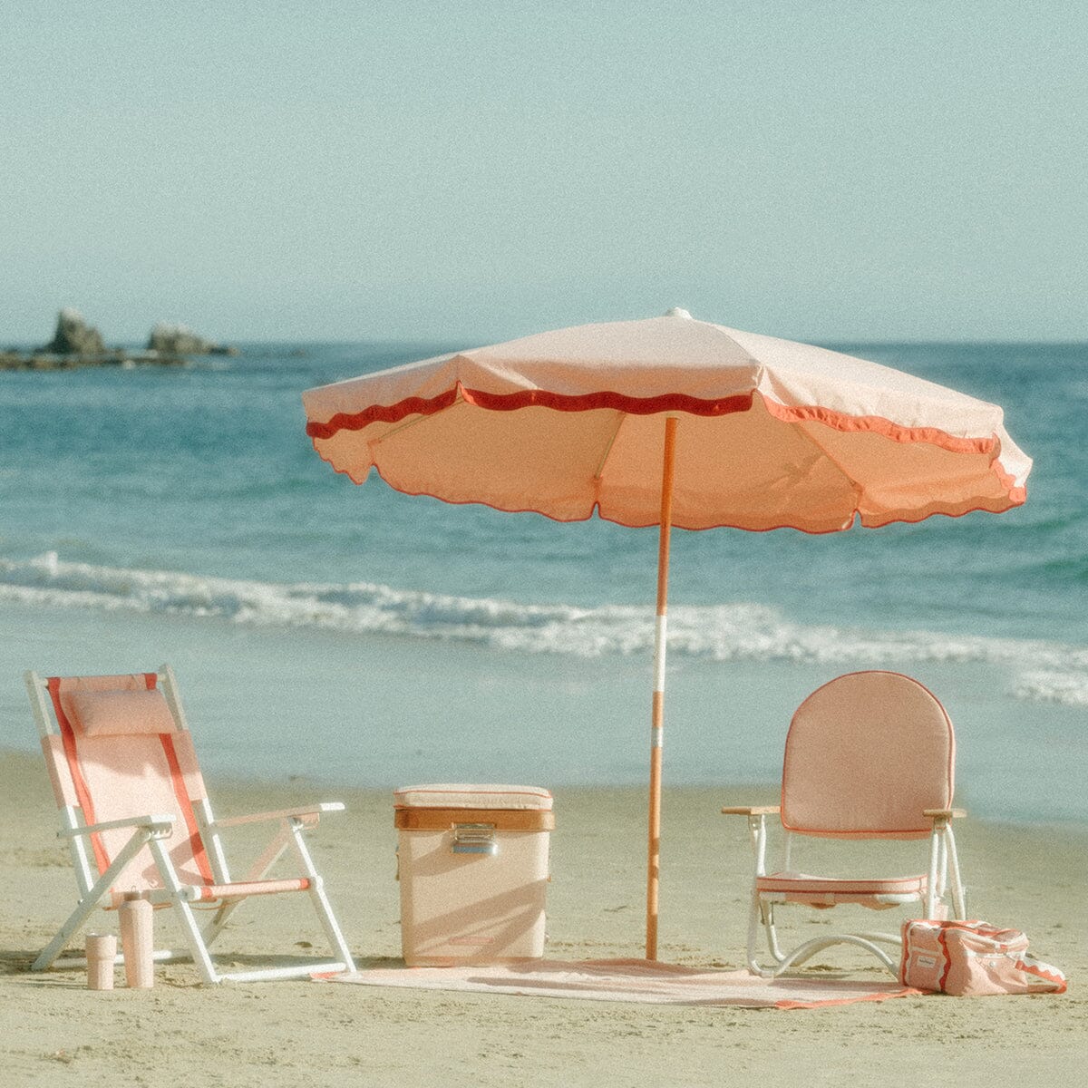 The Tommy Chair - White - Rivie Pink Tommy Chair Business & Pleasure Co 