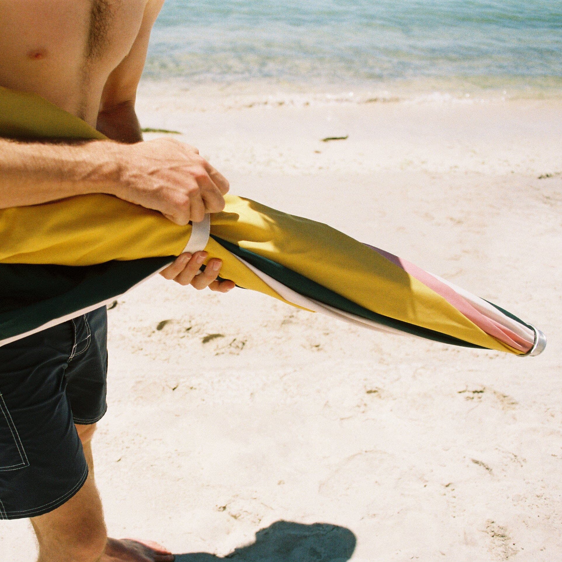 The Premium Beach Umbrella - 70's Panel Cinque