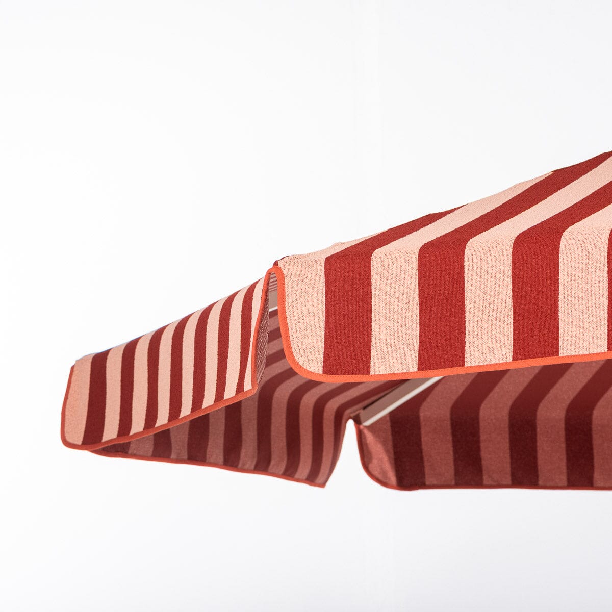The Resort Market Umbrella Resort Market Bundle Business & Pleasure Co. 