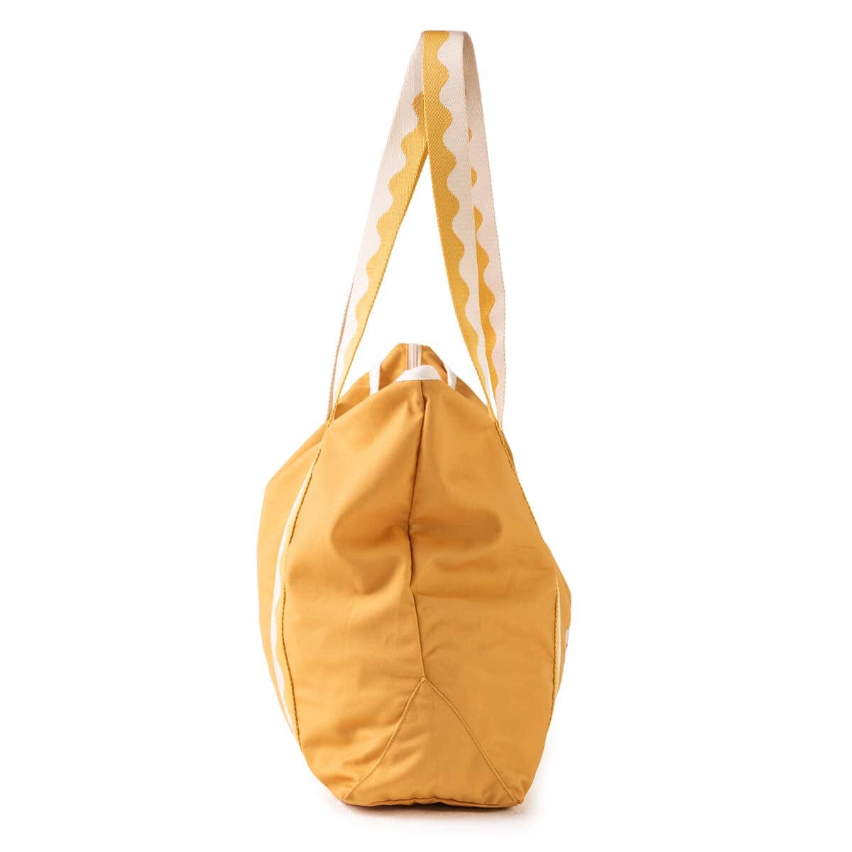 Studio image of riviera mimosa beach bag