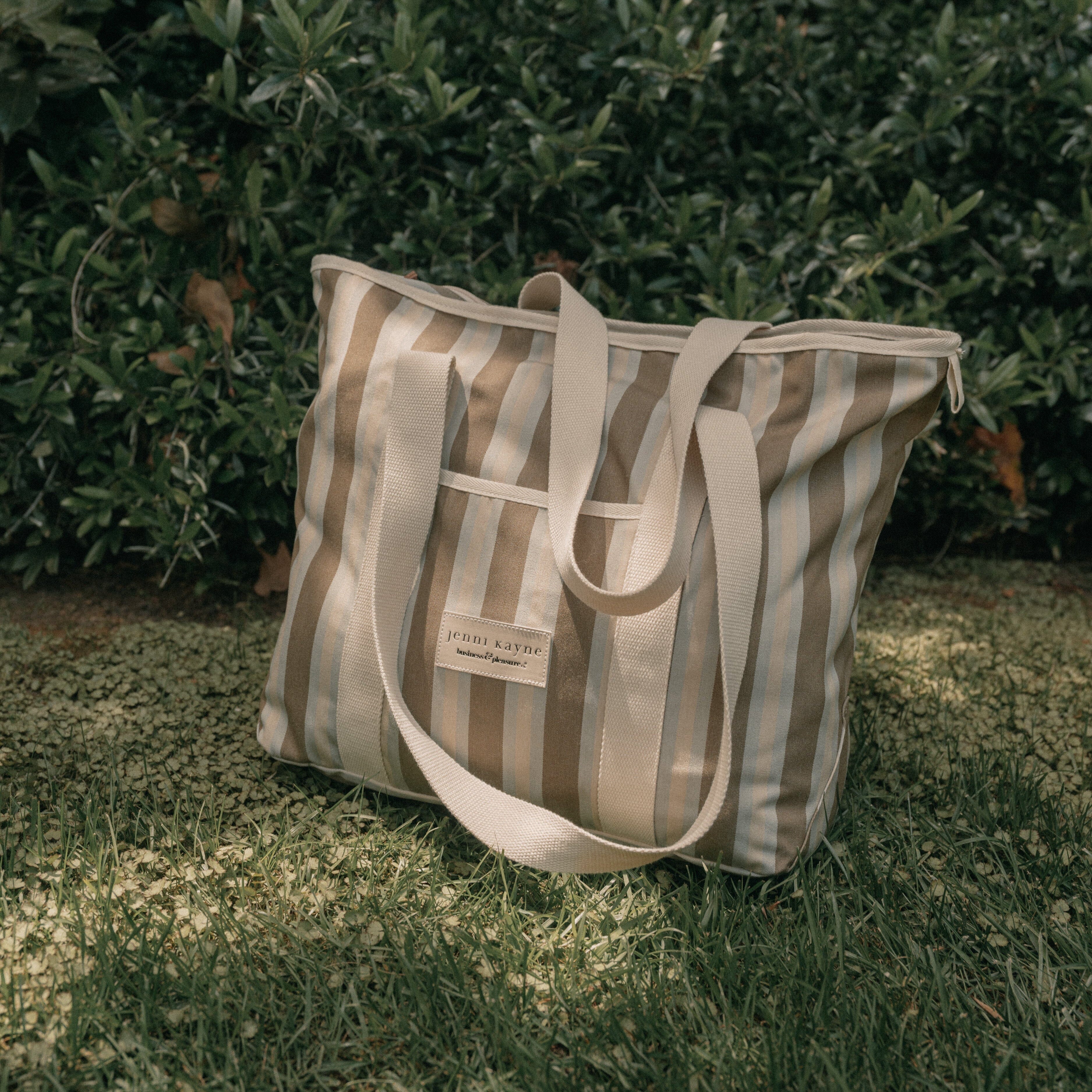 The Beach Bag x Jenni Kayne - Business & Pleasure Co.