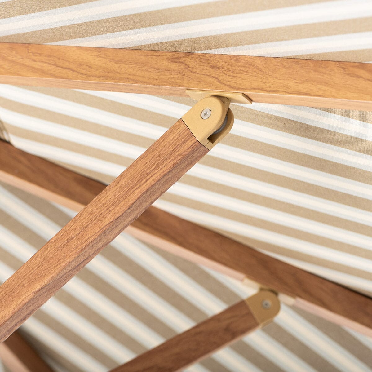 The Resort Market Umbrella x Jenni Kayne - Business & Pleasure Co.