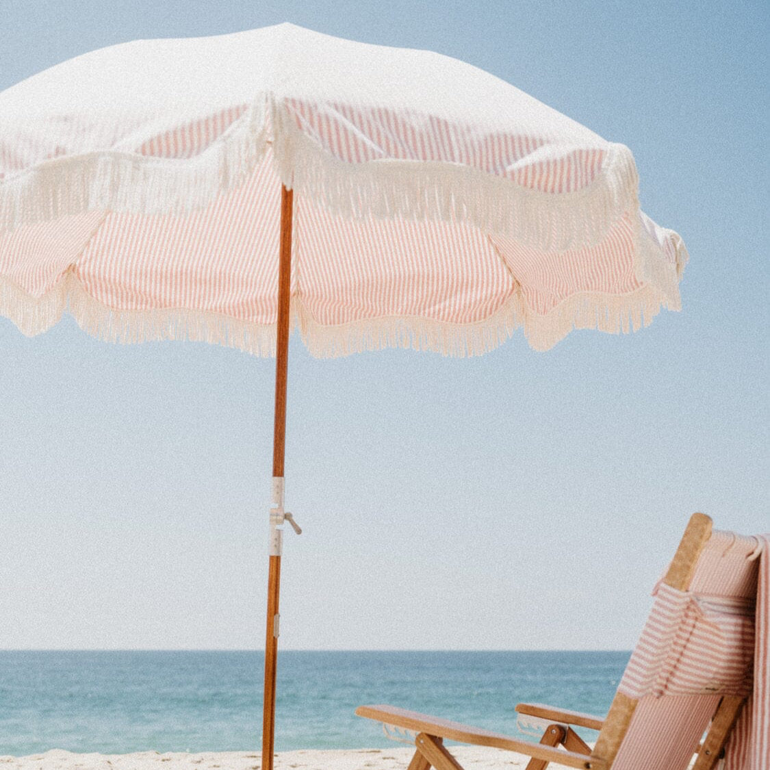 6ft pink patio umbrella Premium Beach Umbrella with Pink and White Stripes – Business & Pleasure Co
