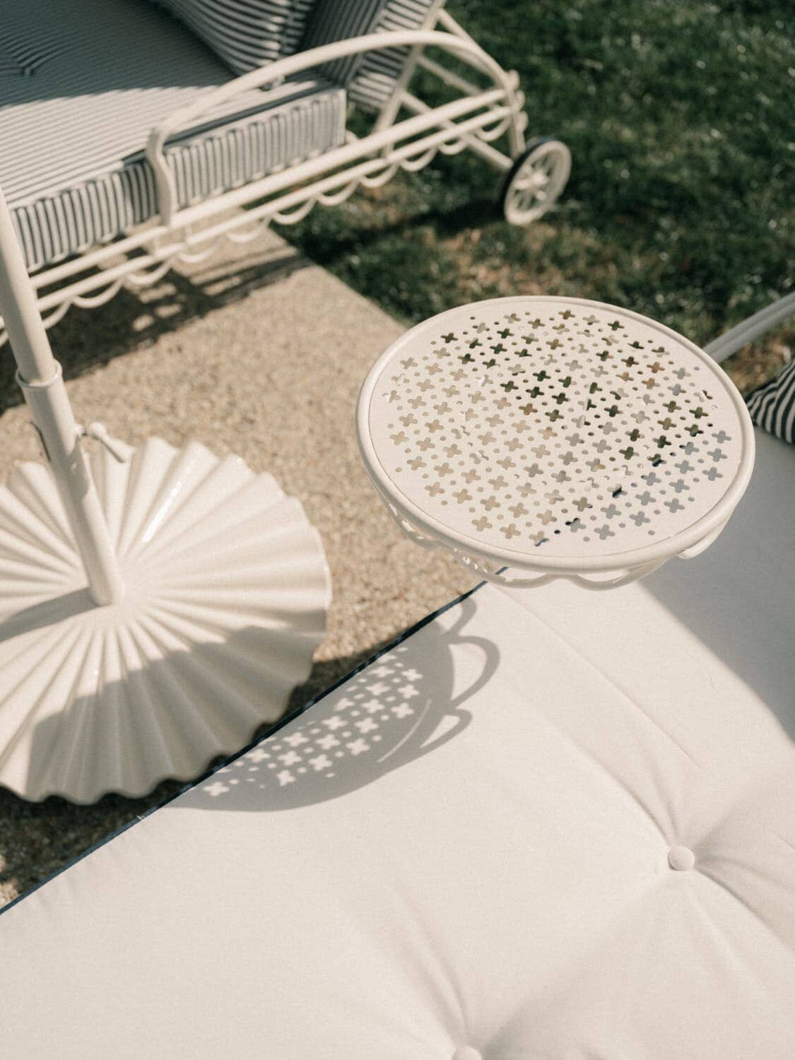 zoomed in image of sun lounger side table